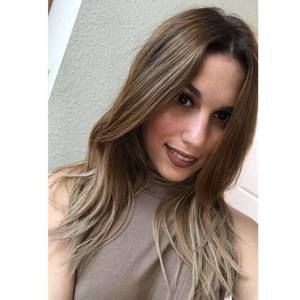 Meet your Posher, Beatriz